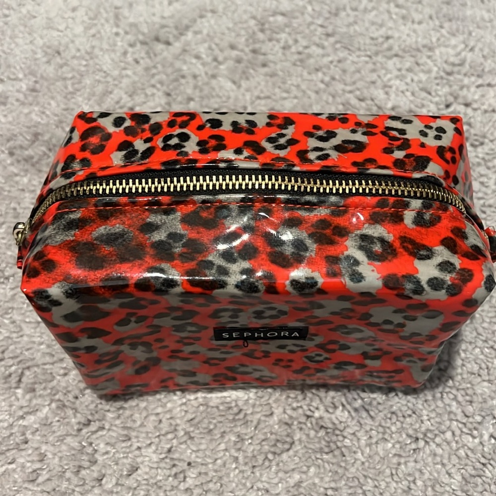 Assorted Cosmetic Bags/Pouches - Picture 3 of 13